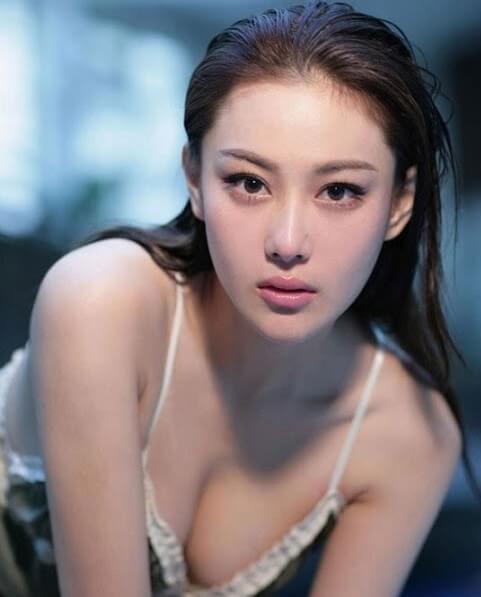 Vivian Zhang Xinyu | 模特周8